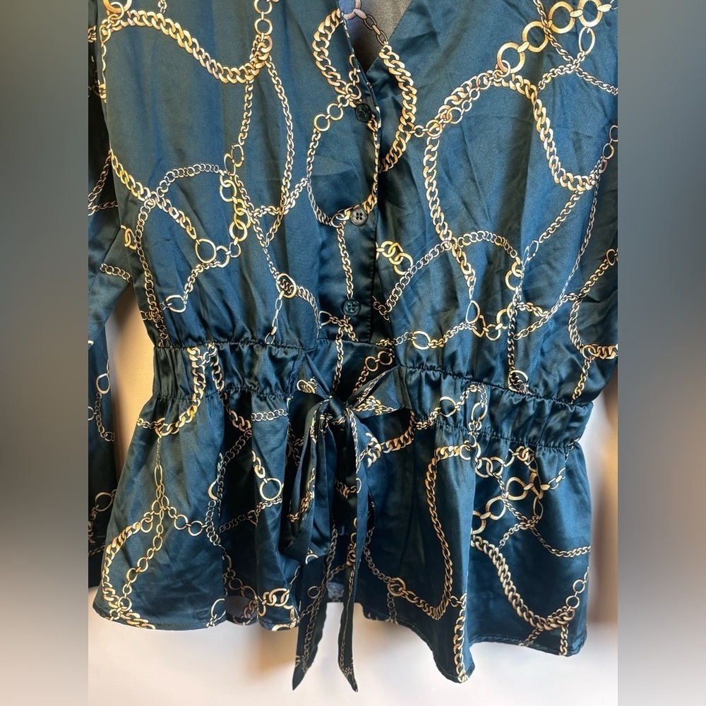 Sweet Rain Chain Pattern Blouse Top in Green and Gold Equestrian Size Medium - Picture 2 of 4